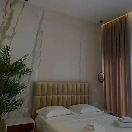 Riviera Luxury 3* Vlorë