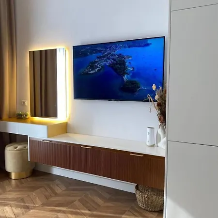 Riviera Luxury Pensionat Vlorë